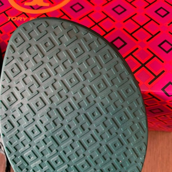 NIB TORY BURCH Miller' Croc Embossed Sandal - Picture 7 of 8